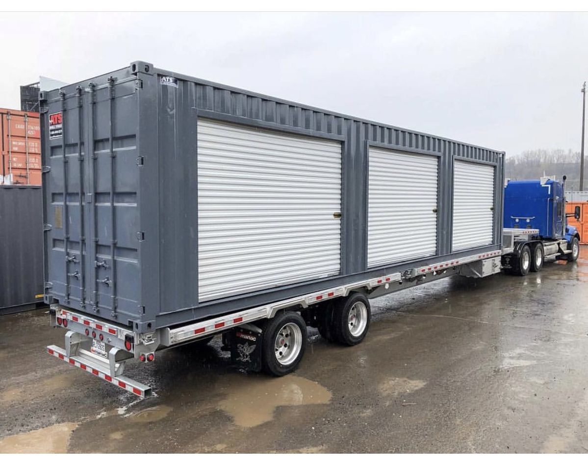 MODIFIED 40FT SHIPPING CONTAINERS.
